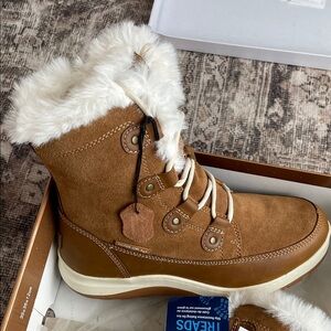 Denver Hayes Ella Brown Fur-Lined Winter Boots size 10W